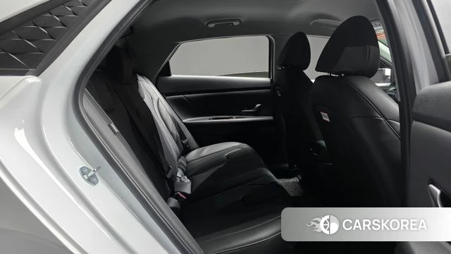 Hyundai The New Avante (CN7) 2025 Белый из Кореи, фото 2
