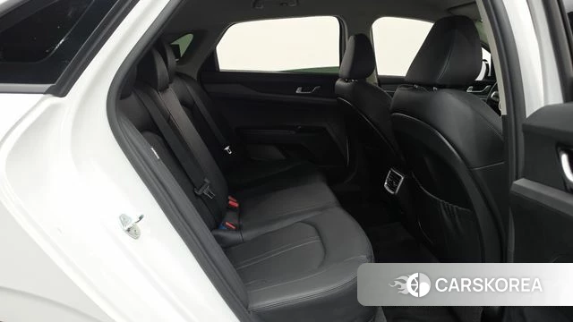 Kia K5 3rd generation 2023 Белый из Кореи, фото 2