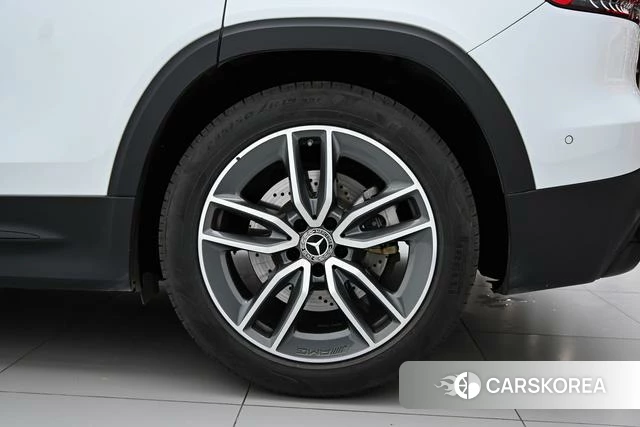 Mercedes-Benz AMG GLB 2023 Белый из Китая, фото 2
