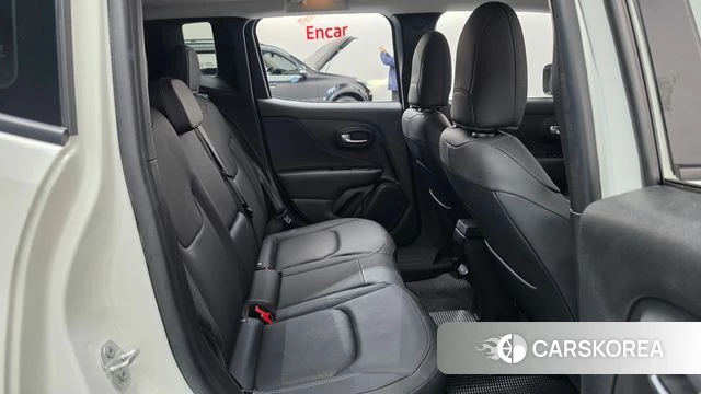 Jeep Renegade 2022 Белый из Кореи, фото 2