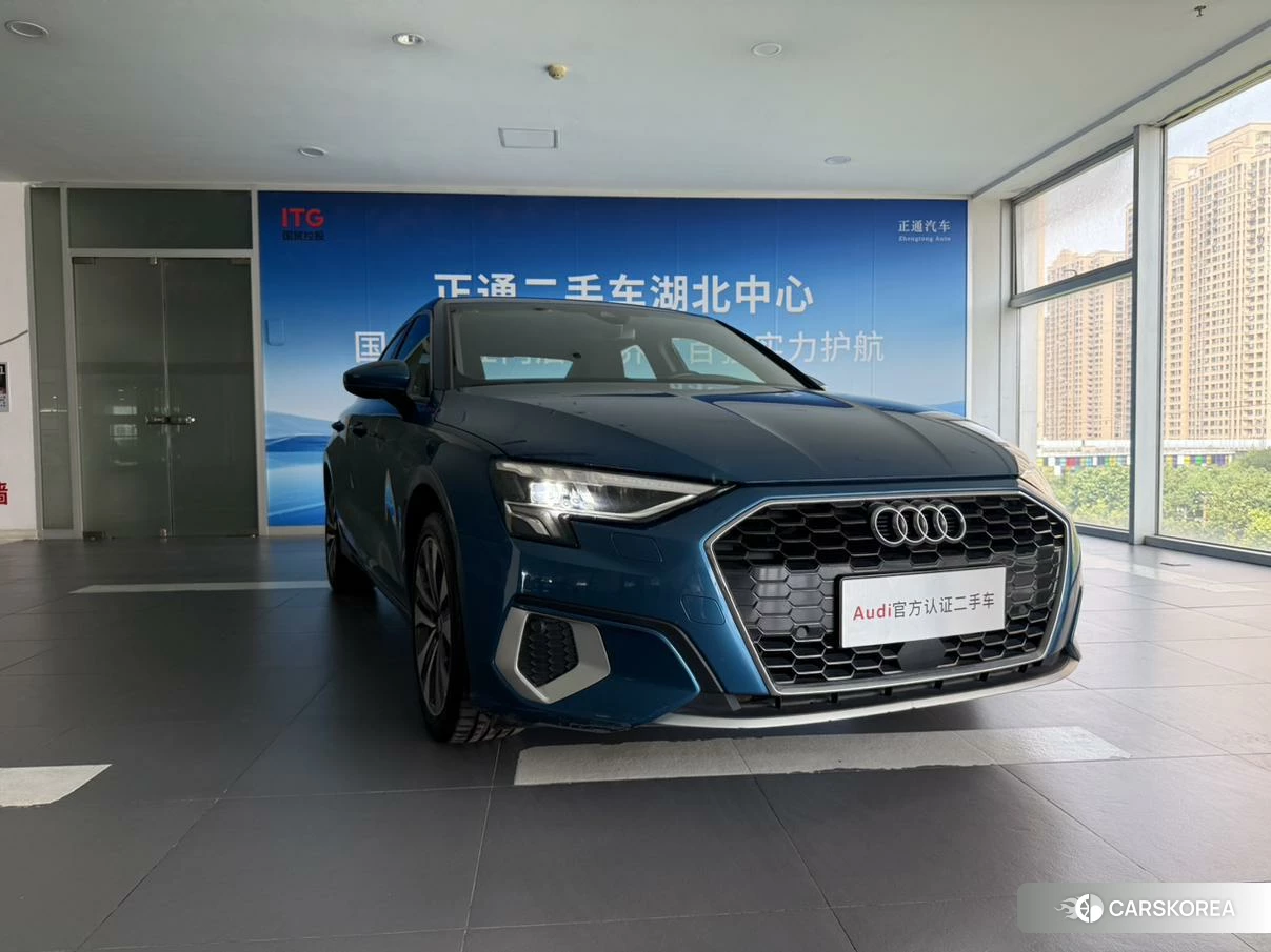 Audi A3 2021 Синий из Китая, фото 2