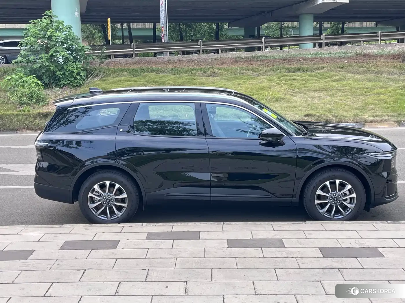 Ford Edge 2026 Черный из Китая, фото 2