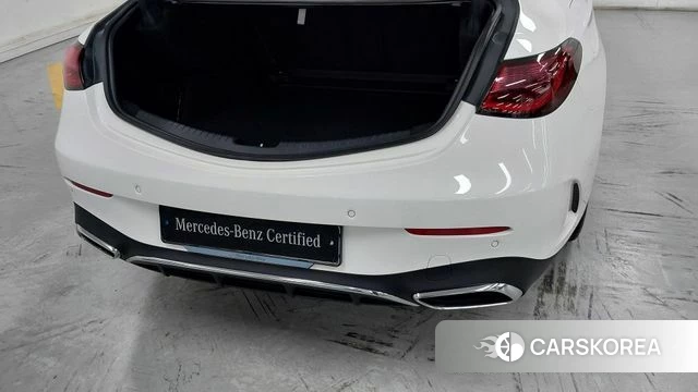 Mercedes-Benz CLE-Class C236 2026 Белый из Кореи, фото 2