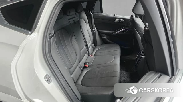 BMW X6 (G06) 2022 Белый из Кореи, фото 2