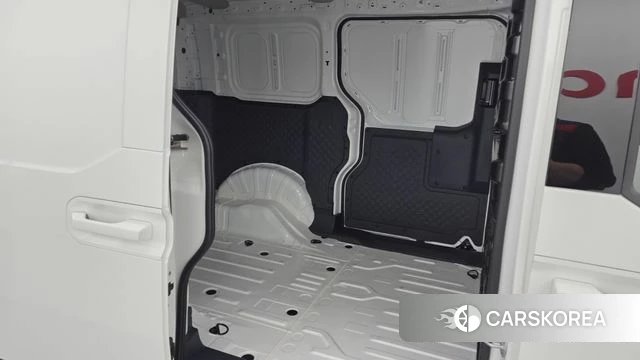 Kia PV5 2025 Белый из Кореи, фото 2