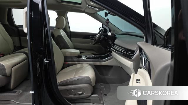 Kia The New Carnival 4th Generation 2024 Черный из Кореи, фото 2