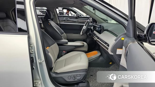 Kia EV3 2024 Серебряный из Кореи, фото 2