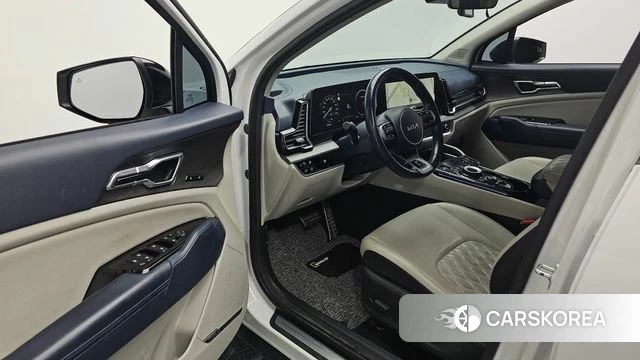 Kia Sportage 5th Generation Hybrid 2022 Белый из Кореи, фото 2