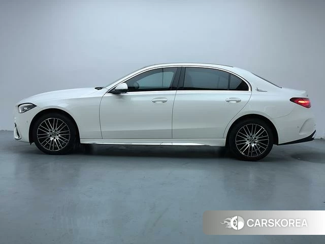 Mercedes-Benz C-class 2024 Белый из Китая, фото 3