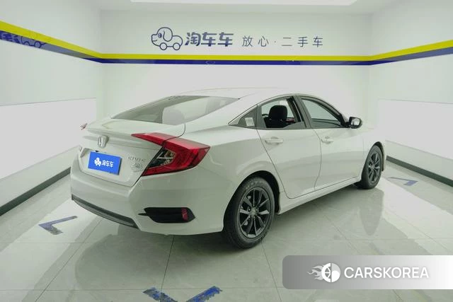 Honda Civic 2021 Белый из Китая, фото 3