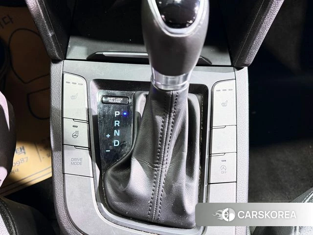 Hyundai Avante AD 2018 Серый из Кореи, фото 3