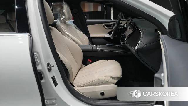 Mercedes-Benz E-Class W214 2025 Белый из Кореи, фото 3