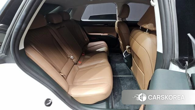 Hyundai Grandeur Hybrid (GN7) 2023 Белый из Кореи, фото 3