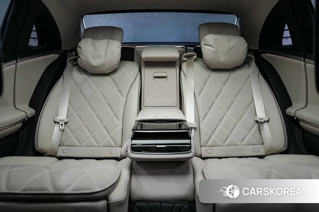 Mercedes-Benz Maybach S-Class 2026 Черный из Китая, фото 3