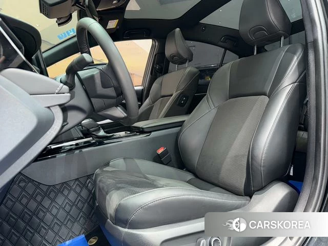 Toyota Camry 2025 Черный из Китая, фото 3