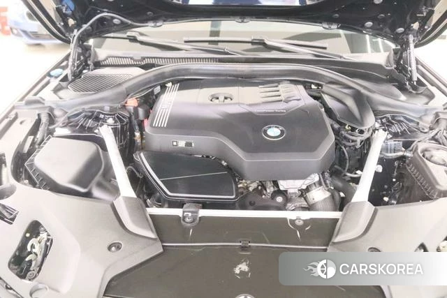 BMW 5 series 2022 Зеленый из Китая, фото 3