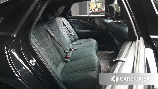 Kia K8 Hybrid 2023 Черный из Кореи, фото 3