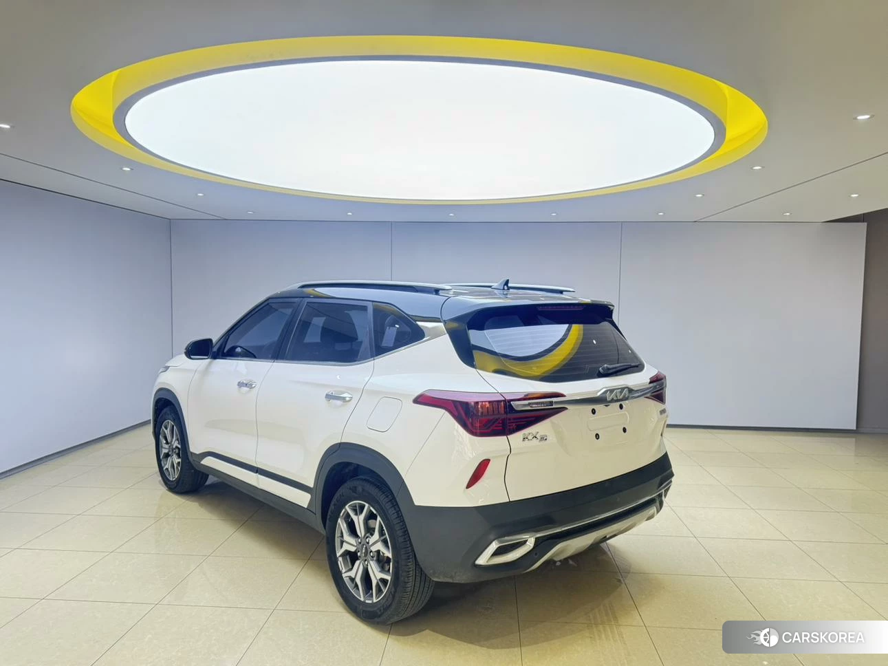 Kia KX3 2021 Белый из Китая, фото 3