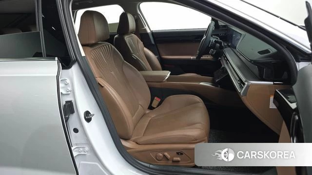 Hyundai Grandeur Hybrid (GN7) 2024 Белый из Кореи, фото 3