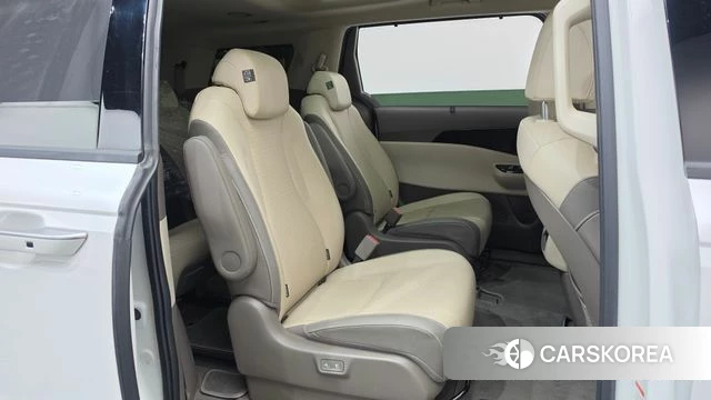 Kia Carnival 4th generation 2023 Белый из Кореи, фото 3