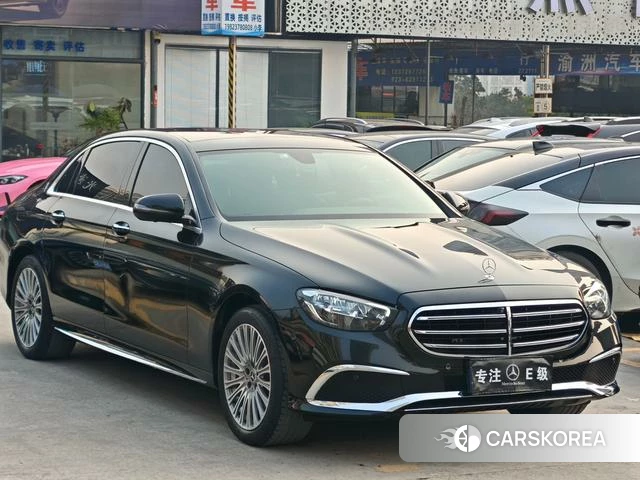 Mercedes-Benz E-Class 2022 Черный из Китая, фото 3