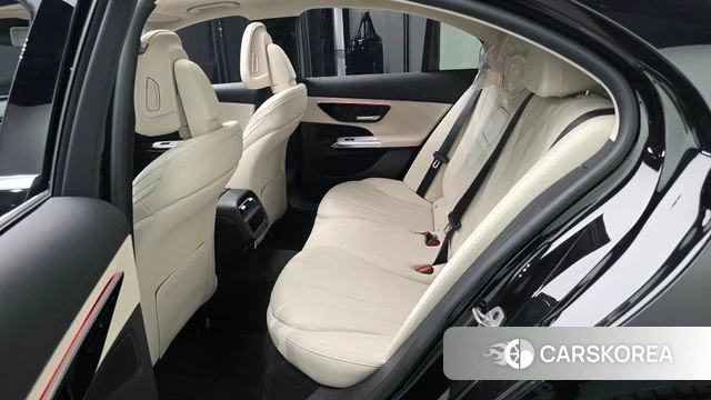 Mercedes-Benz E-Class W214 2024 Черный из Кореи, фото 3