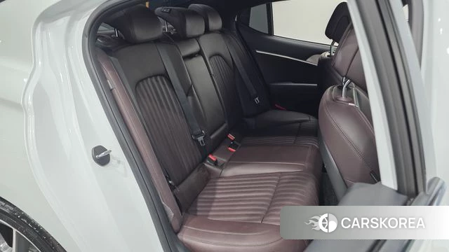 Genesis The New G70 2022 Белый из Кореи, фото 3