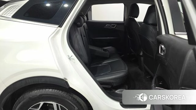 Kia Sportage 5th Generation 2022 Белый из Кореи, фото 3