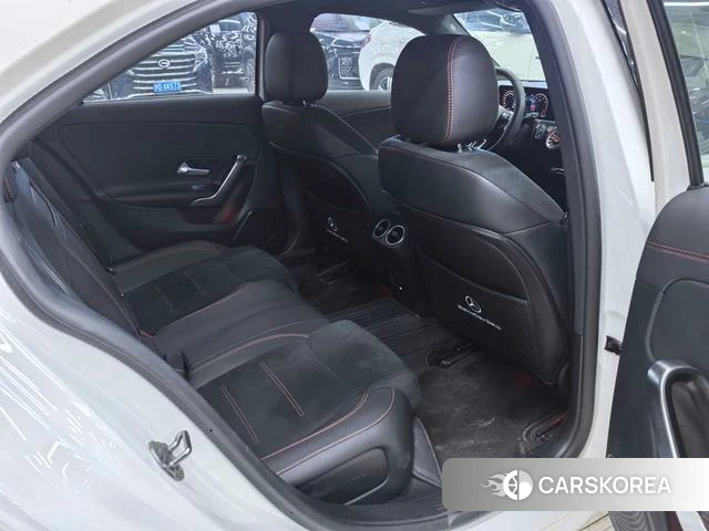 Mercedes-Benz A-Class 2024 Белый из Китая, фото 3