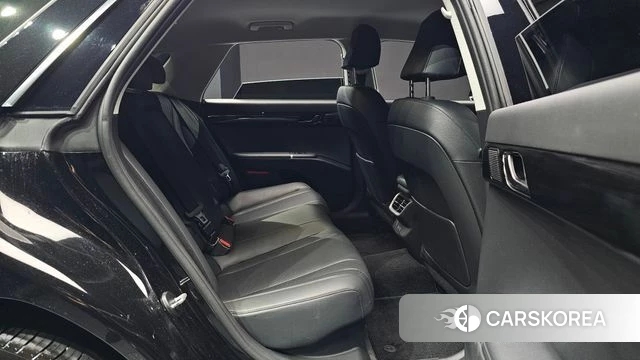 Hyundai Grandeur Hybrid (GN7) 2024 Черный из Кореи, фото 3