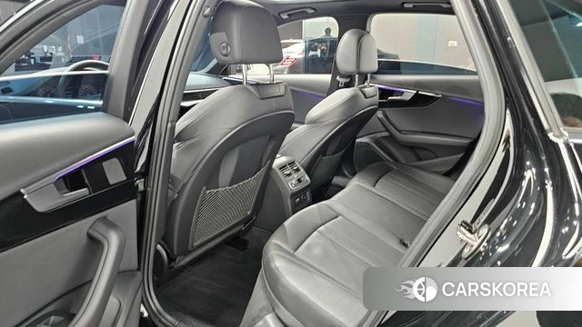 Audi A4 (B9) 2022 Черный из Кореи, фото 3