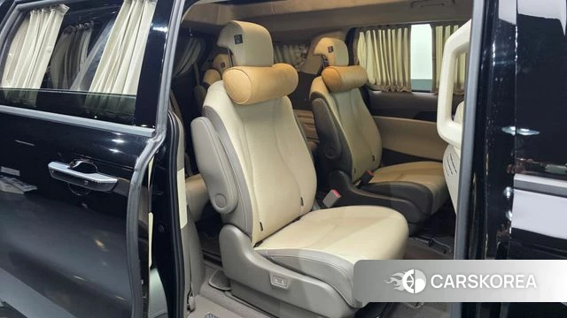 Kia Carnival 4th generation 2023 Черный из Кореи, фото 3