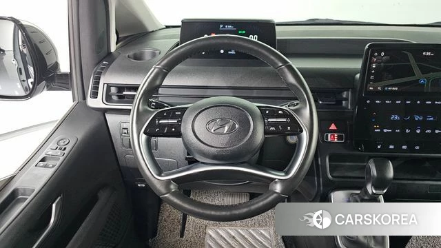 Hyundai Staria 2022 Серебристо-серый из Кореи, фото 3