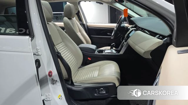 Land Rover Discovery Sports 2nd Generation 2022 Белый из Кореи, фото 3