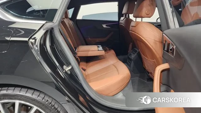 Audi A5 (F5) 2023 Черный из Кореи, фото 3