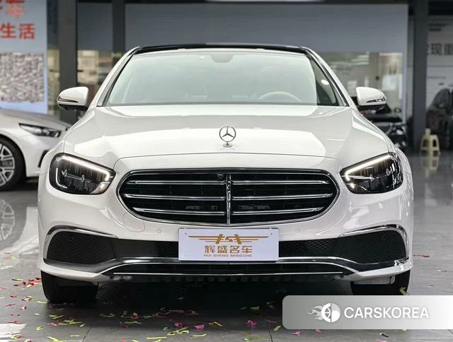 Mercedes-Benz E-Class 2021 Белый из Китая, фото 3