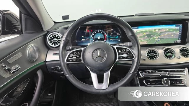 Mercedes-Benz E-Class W213 2018 Белый из Кореи, фото 3