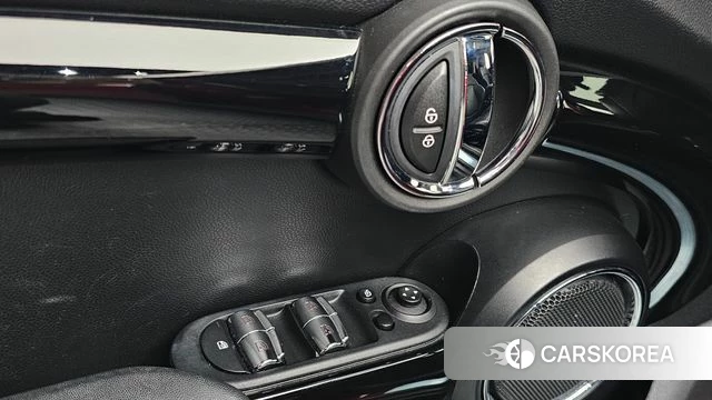 Mini Cooper 2020 Красный из Кореи, фото 3