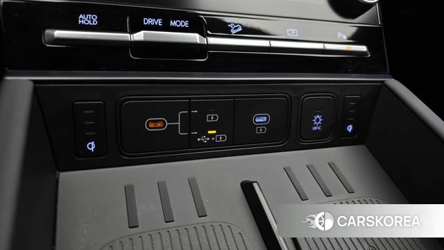 Hyundai Santa Fe (MX5) 2026 Белый из Кореи, фото 3