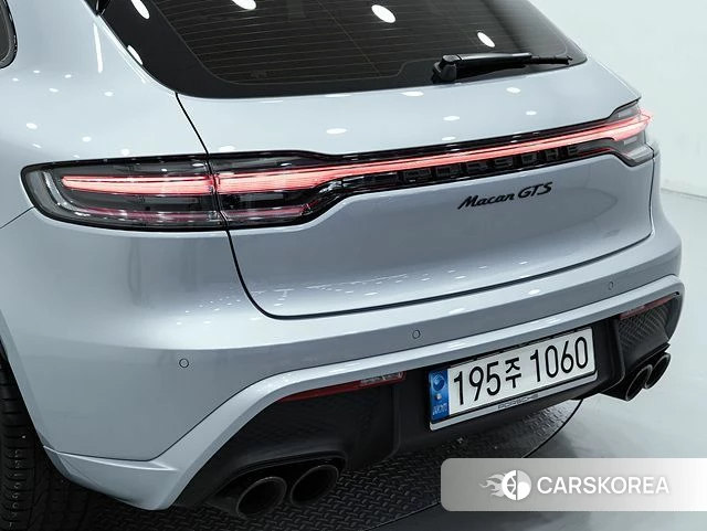 Porsche Macan 2023 Цвет галактики из Кореи, фото 3