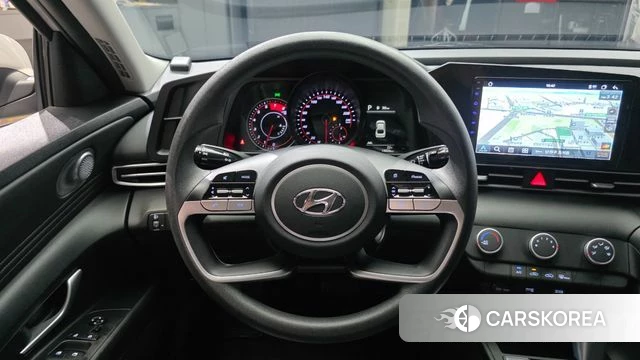 Hyundai Avante (CN7) 2022 Серебристо-серый из Кореи, фото 3