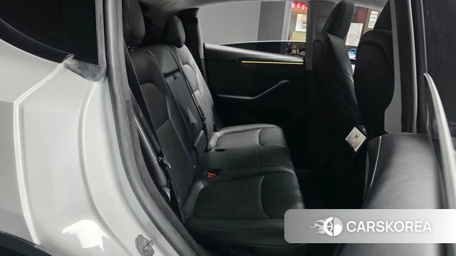 Tesla Model Y 2025 Белый из Кореи, фото 3