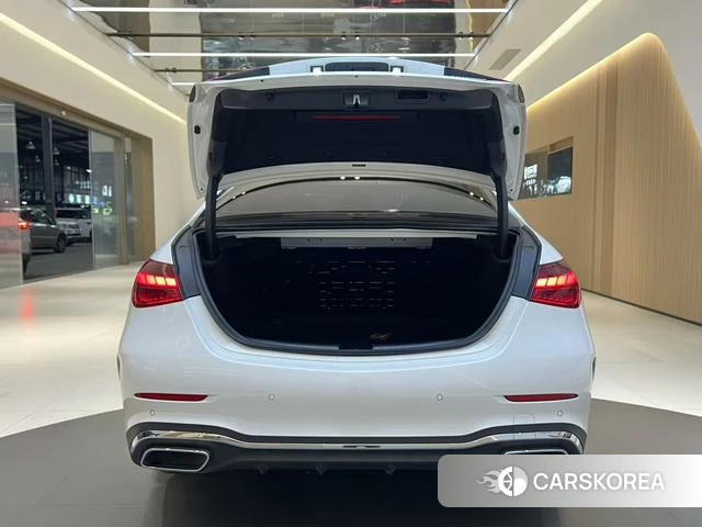 Mercedes-Benz C-class 2023 Белый из Китая, фото 3
