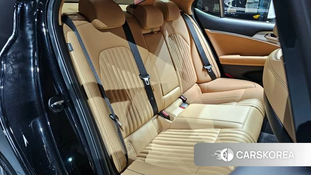 Genesis The New G70 2021 Черный из Кореи, фото 3
