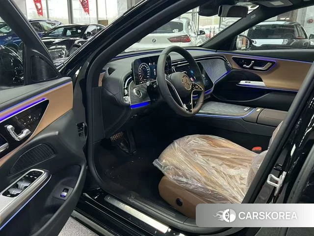 Mercedes-Benz E-Class 2026 Черный из Китая, фото 3