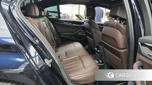 BMW 5 Series (G30) 2021 Черный из Кореи, фото 3
