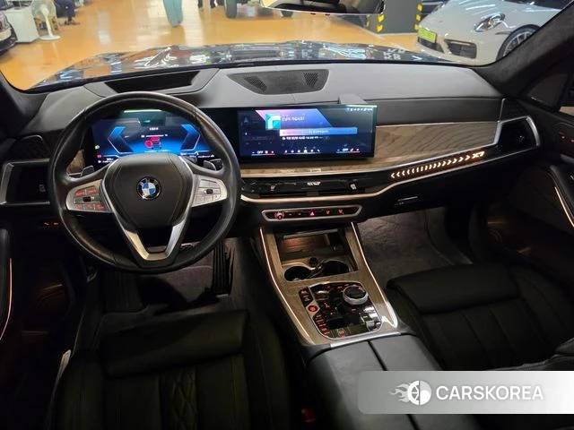 BMW X7 (G07) 2023 Черный из Кореи, фото 3