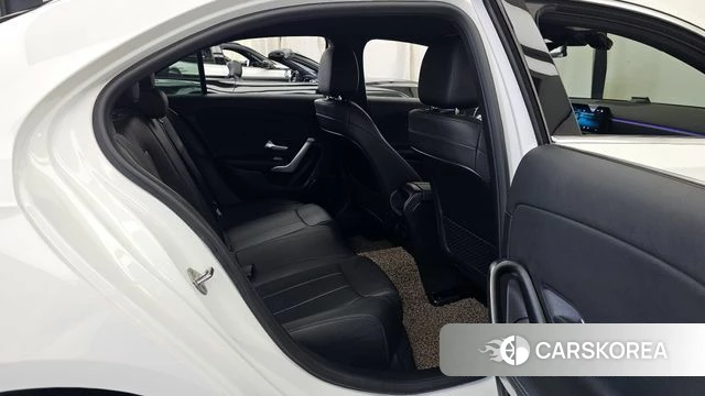 Mercedes-Benz A-Class W177 2021 Белый из Кореи, фото 3