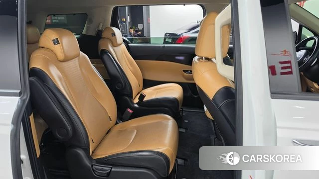 Kia Carnival 4th generation 2022 Белый из Кореи, фото 3