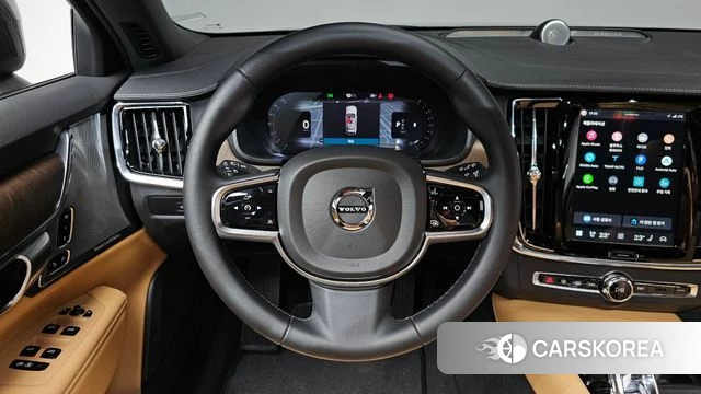 Volvo V90 Cross-Country 2024 Коричневый из Кореи, фото 3